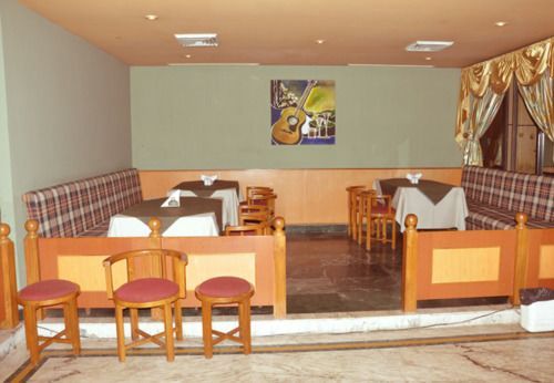 Grand Continental Hotel Allāhābād Junction Kültér fotó